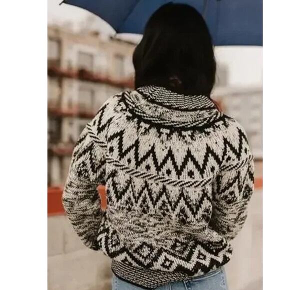 ZARA Fair Isle Chunky Knit Jacquard Crew Neck Sweater Nordic Cropped Geo Print - Picture 4 of 13